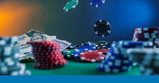 mmk50 စလော့ဂိမ်း Slot Machine ကစားနေသောပုံ
